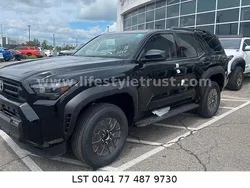 Schwarz Neu 2025 Toyota 4 Runner T1 SUV | 49.618 €
