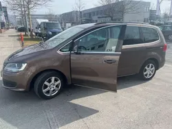 Braun Gebraucht 2011 VW Sharan Comfortline Van / Kleinbus | 12.000 € (Etwas zu teuer)