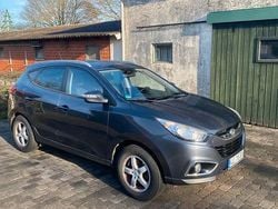 Grau Gebraucht 2011 Hyundai ix35 Style SUV | 5.500 € (Guter Preis)