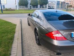 Gold Gebraucht 2005 Mercedes CLS350 Limousine | 5.000 € (Teuer)