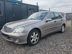 Grau Gebraucht 2005 Mercedes C180 Classic Limousine | 4.500 € (Fairer Preis)