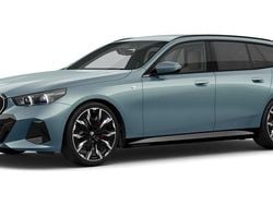 Grün Gebraucht 2025 BMW 520 Comfort Edition Kombi | 53.856 € (Fairer Preis)