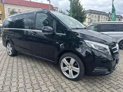 Schwarz Gebraucht 2017 Mercedes V250 Avantgarde Van / Kleinbus | 26.888 € (Guter Preis)
