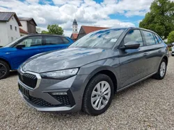 Grau Gebraucht 2024 Skoda Scala Selection Kleinwagen | 19.890 € (Fairer Preis)