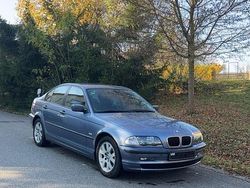 Blau Gebraucht 2001 BMW 316 Limousine | 2.450 €