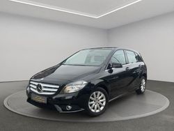Schwarz Gebraucht 2013 Mercedes B180 Van / Kleinbus | 9.999 € (Fairer Preis)
