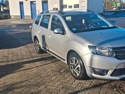 Silber Gebraucht 2015 Dacia Logan MCV Kombi | 4.990 € (Fairer Preis)