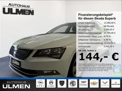 Weiss Gebraucht 2016 Skoda Superb Ambition Kombi | 12.980 € (Fairer Preis)
