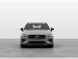 Schwarz (vapourgrey) Neu 2025 Volvo V60 Plus Kombi | 47.990 € (Guter Preis)