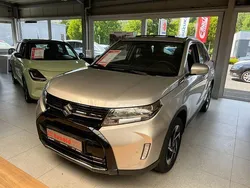 Schwarz Neu 2025 Suzuki Vitara Comfort+ SUV | 27.490 € (Teuer)