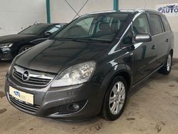 Grau Gebraucht 2012 Opel Zafira Family Van / Kleinbus | 4.980 € (Fairer Preis)