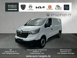 Weiß Gebraucht 2022 Renault Trafic Komfort Van | 22.800 € (Fairer Preis)