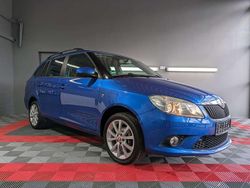 Blau Gebraucht 2014 Skoda Fabia Ambition Kombi | 6.390 €