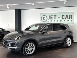 Grau Gebraucht 2019 Porsche Cayenne Chrono SUV | 42.900 € (Fairer Preis)