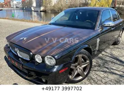 Schwarz Gebraucht 2008 Jaguar XJ8 Limousine | 17.976 € (Teuer)