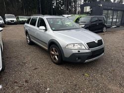 Silber Gebraucht 2008 Skoda Octavia Scout 4x4 Kombi | 2.450 € (Guter Preis)