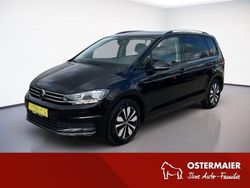 Deep black perleffekt Gebraucht 2023 VW Touran Move Van / Kleinbus | 32.440 € (Guter Preis)