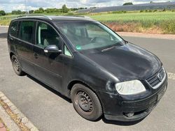 Schwarz Gebraucht 2004 VW Touran Highline Van / Kleinbus | 990 € (Guter Preis)