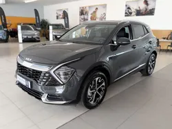 Pentametal Neu 2025 Kia Sportage Spirit SUV | 32.450 € (Etwas zu teuer)