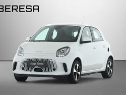 Weiß Gebraucht 2022 Smart ForFour Electric Drive Passion Limousine | 9.680 € (Guter Preis)