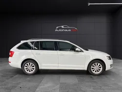 Weiß Gebraucht 2015 Skoda Octavia Style Limousine | 4.990 €