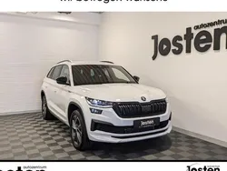 Weiß Gebraucht 2023 Skoda Kodiaq SportLine SUV | 41.490 € (Fairer Preis)