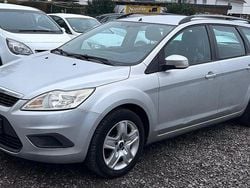 Silber Gebraucht 2009 Ford Focus Style Kombi | 999 € (Guter Preis)