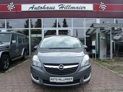Grau Gebraucht 2016 Opel Meriva drive Van / Kleinbus | 10.999 € (Fairer Preis)