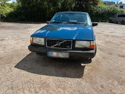 Blau Gebraucht 1990 Volvo 740 Limousine | 2.899 €
