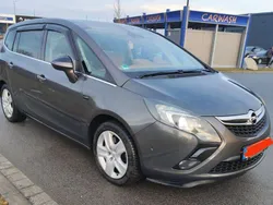 Grau Gebraucht 2011 Opel Zafira Tourer Innovation Van / Kleinbus | 8.000 € (Fairer Preis)