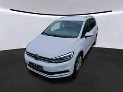 Weiß Gebraucht 2021 VW Touran Highline Van / Kleinbus | 19.990 € (Superpreis)