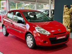 Rot Gebraucht 2012 Renault Clio III Kleinwagen | 2.990 € (Guter Preis)