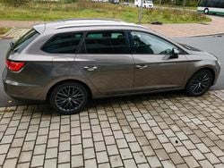 Grau Gebraucht 2016 Seat Leon ST CONNECT Kombi | 12.380 € (Etwas zu teuer)