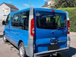 Blau Gebraucht 2007 Opel Vivaro Van | 4.000 € (Etwas zu teuer)