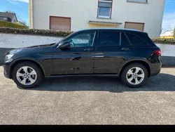 Schwarz Gebraucht 2018 Mercedes GLC250 SUV | 28.490 € (Fairer Preis)