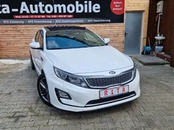 Weiß Gebraucht 2014 Kia Optima Hybrid Spirit Limousine | 13.980 € (Etwas zu teuer)