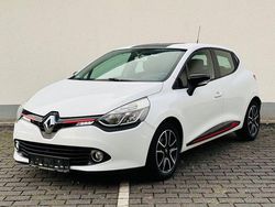 Weiß Gebraucht 2013 Renault Clio IV Dynamique Limousine | 5.890 € (Fairer Preis)