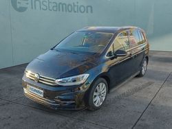 Schwarz Gebraucht 2024 VW Touran Highline Van / Kleinbus | 38.240 € (Etwas zu teuer)