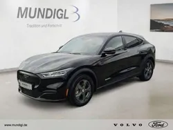 Iridiumschwarz metallic Gebraucht 2021 Ford Mustang Mach-E SUV | 36.890 € (Teuer)