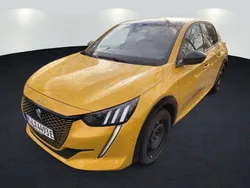 Lack gelb faro/typ aussenverkleidung met (metallic) Gebraucht 2023 Peugeot e-208 GT Kleinwagen | 19.990 € (Guter Preis)
