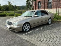 Andere farben Gebraucht 2002 Mercedes E280 Classic Limousine | 3.990 € (Superpreis)