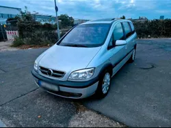 Silber Gebraucht 2003 Opel Zafira Van / Kleinbus | 2.000 € (Fairer Preis)