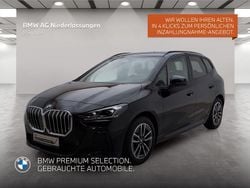 Schwarz Gebraucht 2022 BMW 220 Active Tourer Luxury Line Van / Kleinbus | 29.980 € (Etwas zu teuer)