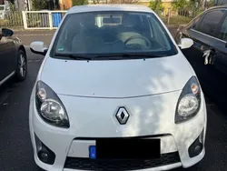 Weiß Gebraucht 2010 Renault Twingo Kleinwagen | 1.700 € (Guter Preis)