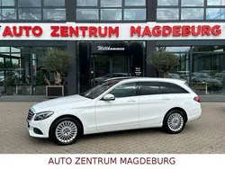 Polarweiss unilack Gebraucht 2017 Mercedes C400 Kombi | 31.950 € (Fairer Preis)