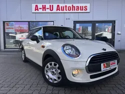 Weiß Gebraucht 2017 Mini ONE Kleinwagen | 10.950 € (Fairer Preis)
