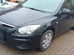 Schwarz Gebraucht 2009 Hyundai i30 Limousine | 1.899 € (Guter Preis)
