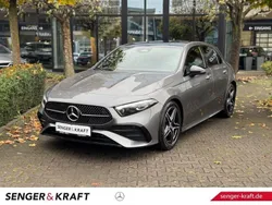 Grau Gebraucht 2024 Mercedes A200 AMG Limousine | 34.440 € (Fairer Preis)