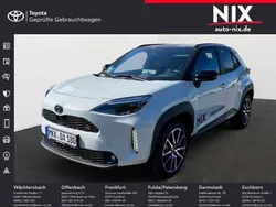 Grau Gebraucht 2024 Toyota Yaris Cross Sport SUV | 31.990 € (Etwas zu teuer)
