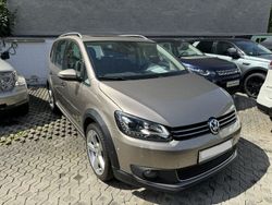 Beige Gebraucht 2014 VW Touran Cross Van / Kleinbus | 13.800 € (Teuer)